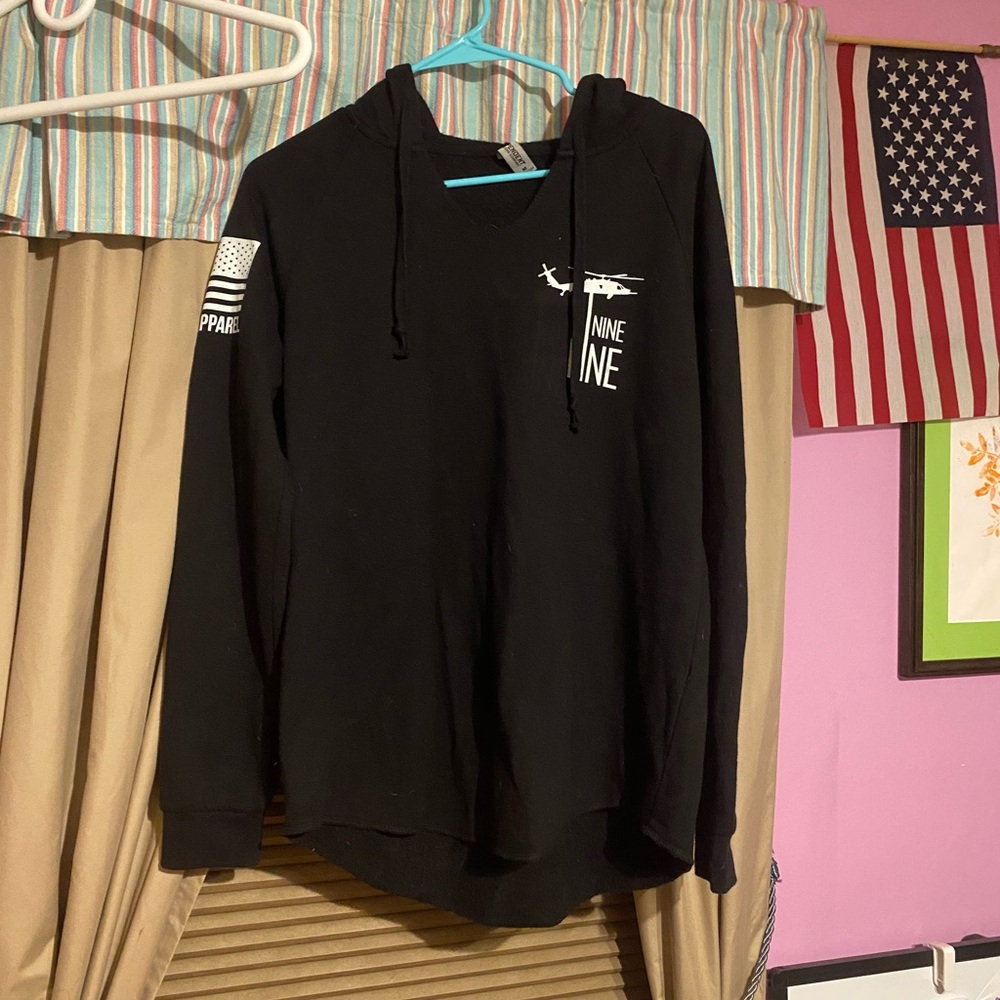 Women’s medium nine line “don’t read on me” hoodie